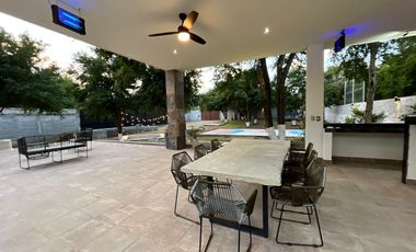 Quinta en Venta en MISION ANTIGUA sobre Carretera a Cadereyta