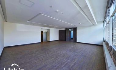 Arriendo Oficina de 130 m² en Torre La Cabrera