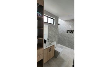 CASA FUSAGASUGA CUNDINAMARCA

500 M2 AREA CONSTRUIDA
1.804 M2 LOTE