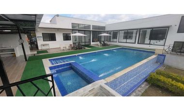 CASA FUSAGASUGA CUNDINAMARCA

500 M2 AREA CONSTRUIDA
1.804 M2 LOTE