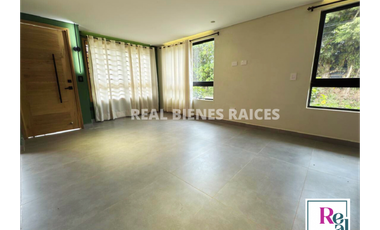 Casa Esquinera en Arriendo – Sector Campestre | Estrato 4
