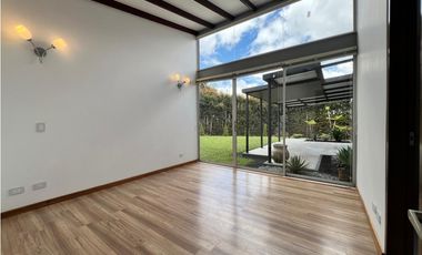 Casa en Arriendo Amoblada en Envigado