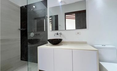 Casa en Arriendo Amoblada en Envigado