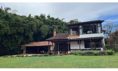 Arriendo casa campestre 300 m² en Vilachuaga – Llanogrande