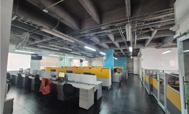 RENTO OFICINA 2.000M2 EXTERIOR 2 PLANTAS COMPLETAS - PARQUE 93