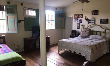 ALQUILER CASA DE FINCA EN ZONA RURAL DE MONTENEGRO