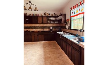 ALQUILER CASA DE FINCA EN ZONA RURAL DE MONTENEGRO