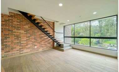 Venta Apartamento Dúplex Loma Del Escobero Envigado