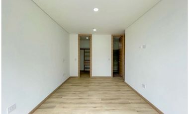 Venta Apartamento Dúplex Loma Del Escobero Envigado