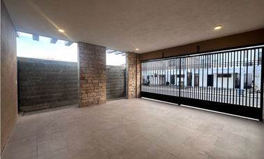 CASA EN RENTA  FRACC BELLO AMANECER GUADALUPE