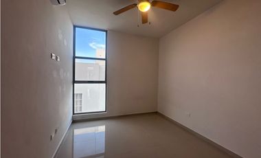 CASA EN RENTA  FRACC BELLO AMANECER GUADALUPE