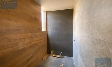 Casa con Doble Altura y Roof Garden en Privada | Ideal para Familias A 10 Min del Centro de Tlaxcala