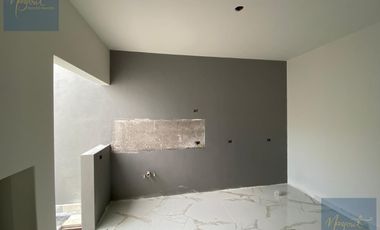 Casa con Doble Altura y Roof Garden en Privada | Ideal para Familias A 10 Min del Centro de Tlaxcala