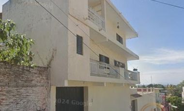 Casa en Venta a 3 min de Estadio Isidro Gil Tapia.