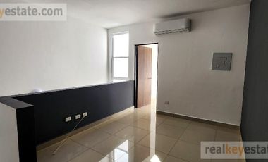 Casa en renta en García N. L. en Dominio Cumbres sector Britania