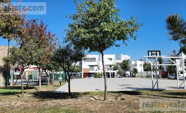 Casa en renta en García N. L. en Dominio Cumbres sector Britania