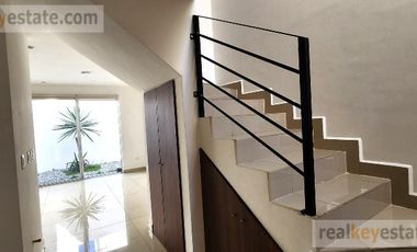 Casa en renta en García N. L. en Dominio Cumbres sector Britania