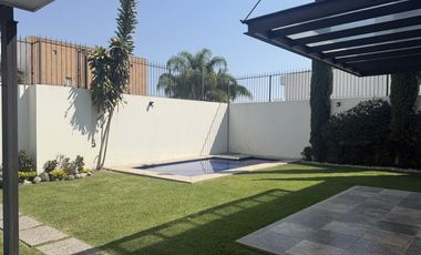 Exclusivo fraccionamiento a una cuadra de la Avenida San Diego