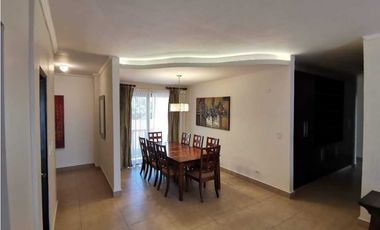 Apartamento con amplios espacios. Embassy Village