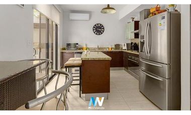 Alquiler / Venta de Espectacular Casa en Nativa, Panamá Pacifico