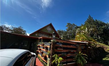 SE VENDE FINCA CON 2 CABAÑAS EN CERRO AZUL DE 1140M CLIMA FRIO