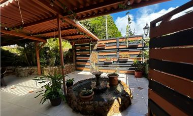 SE VENDE FINCA CON 2 CABAÑAS EN CERRO AZUL DE 1140M CLIMA FRIO