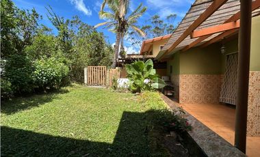 SE VENDE  FINCA CON 4 CABAÑAS Y 2 CASAS EN CERRO AZUL DE 1055M