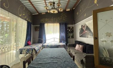 SE VENDE  FINCA CON 4 CABAÑAS Y 2 CASAS EN CERRO AZUL DE 1055M