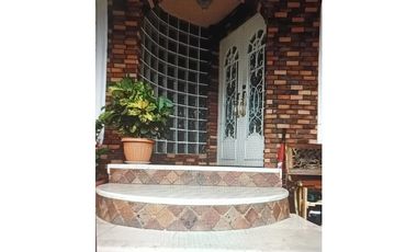 ALTOS DE CERRO VIENTO / 337 M / 4 HABITACION / 4 BAÑOS / AG