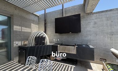 MODERNA CASA DE PLAYA EN VENTA, PRIMERA FILA, PLAYA CERRO COLORADO, CERRO AZUL