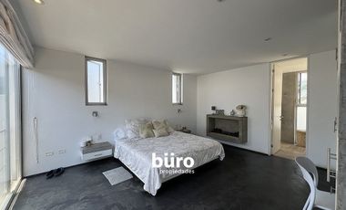 MODERNA CASA DE PLAYA EN VENTA, PRIMERA FILA, PLAYA CERRO COLORADO, CERRO AZUL