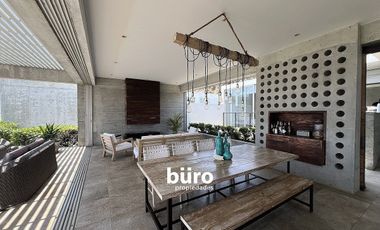 MODERNA CASA DE PLAYA EN VENTA, PRIMERA FILA, PLAYA CERRO COLORADO, CERRO AZUL