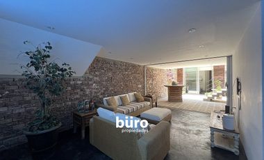 MODERNA CASA DE PLAYA EN VENTA, PRIMERA FILA, PLAYA CERRO COLORADO, CERRO AZUL