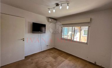 DEPARTAMENTO TIPO DÚPLEX 3 AMBIENTES EN VENTA