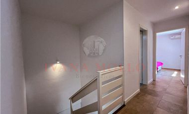 DEPARTAMENTO TIPO DÚPLEX 3 AMBIENTES EN VENTA