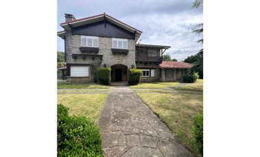 IMPORTANTE CHALET EN VENTA EN LOS TRONCOS