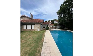 IMPORTANTE CHALET EN VENTA EN LOS TRONCOS