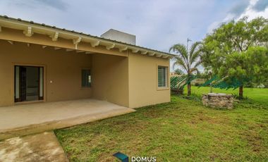 VENTA CASA EN LA MERCED CHICA