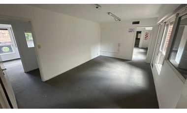 ALQUILER - OFICINA - BV CHACABUCO - 140m2