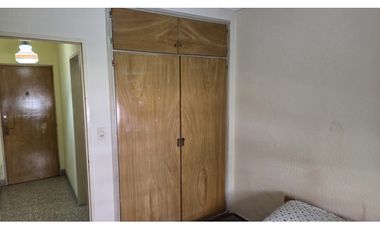 DOS AMBIENTES A LA CALLE EN PLENO CENTRO.