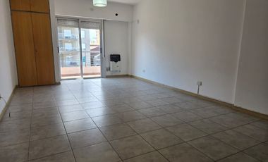 Monoambiente en alquiler en Moron Sur