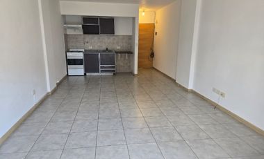 Monoambiente en alquiler en Moron Sur