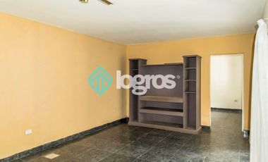 CASA EN VENTA - LOS LAPACHOS - SALTA