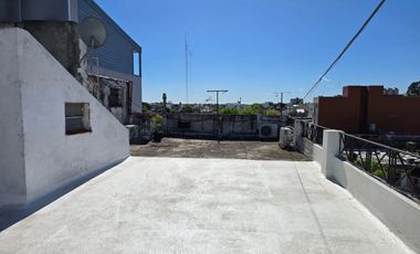 ALQUILER DEPTO 3 AMBIENTES CON BALCON Y TERRAZA EN SAN JUSTO