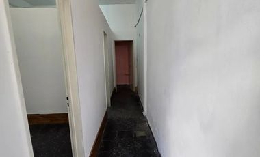 ALQUILER DEPTO 3 AMBIENTES CON BALCON Y TERRAZA EN SAN JUSTO