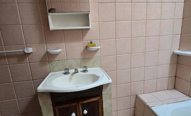 ALQUILER DEPTO 3 AMBIENTES CON BALCON Y TERRAZA EN SAN JUSTO