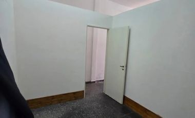 ALQUILER DEPTO 3 AMBIENTES CON BALCON Y TERRAZA EN SAN JUSTO