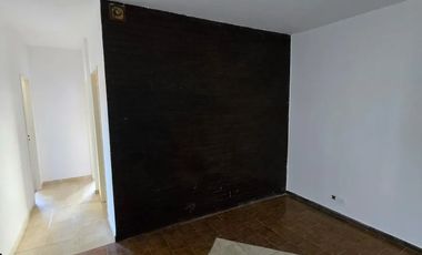 ALQUILER DEPTO 3 AMBIENTES CON BALCON Y TERRAZA EN SAN JUSTO