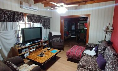 Casa en alquiler en Lanus Este