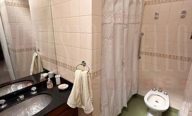 Casa en venta en Quilmes Centro